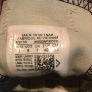 Women’s Converses Black